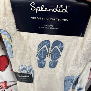 Splendid Velvet Plush Throw with Blue and White Flip-Flop Pattern